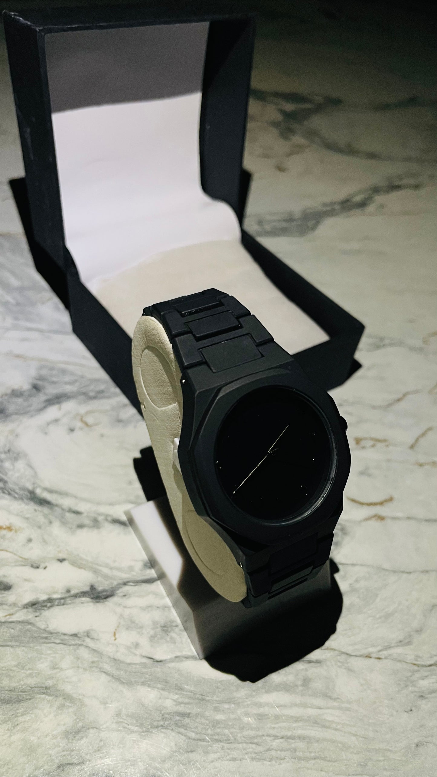 Aura watch